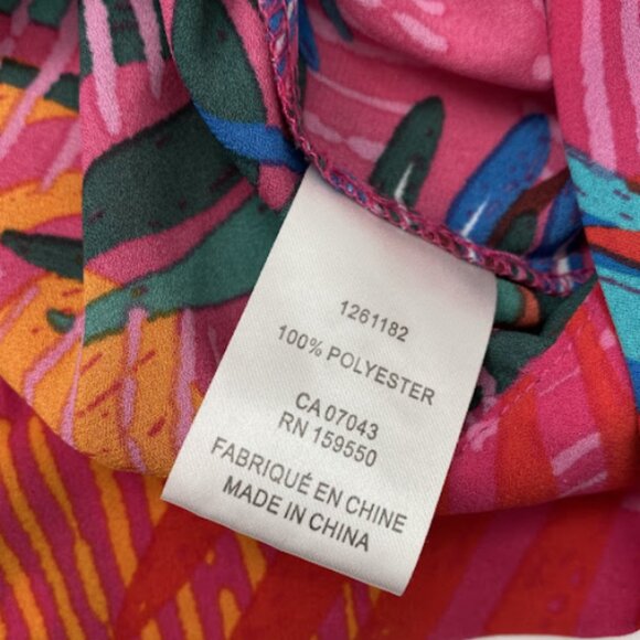 Joie Cropped Blouse Tropical Button up Vibrant Parrots Print Pink Red Green - Picture 9 of 9